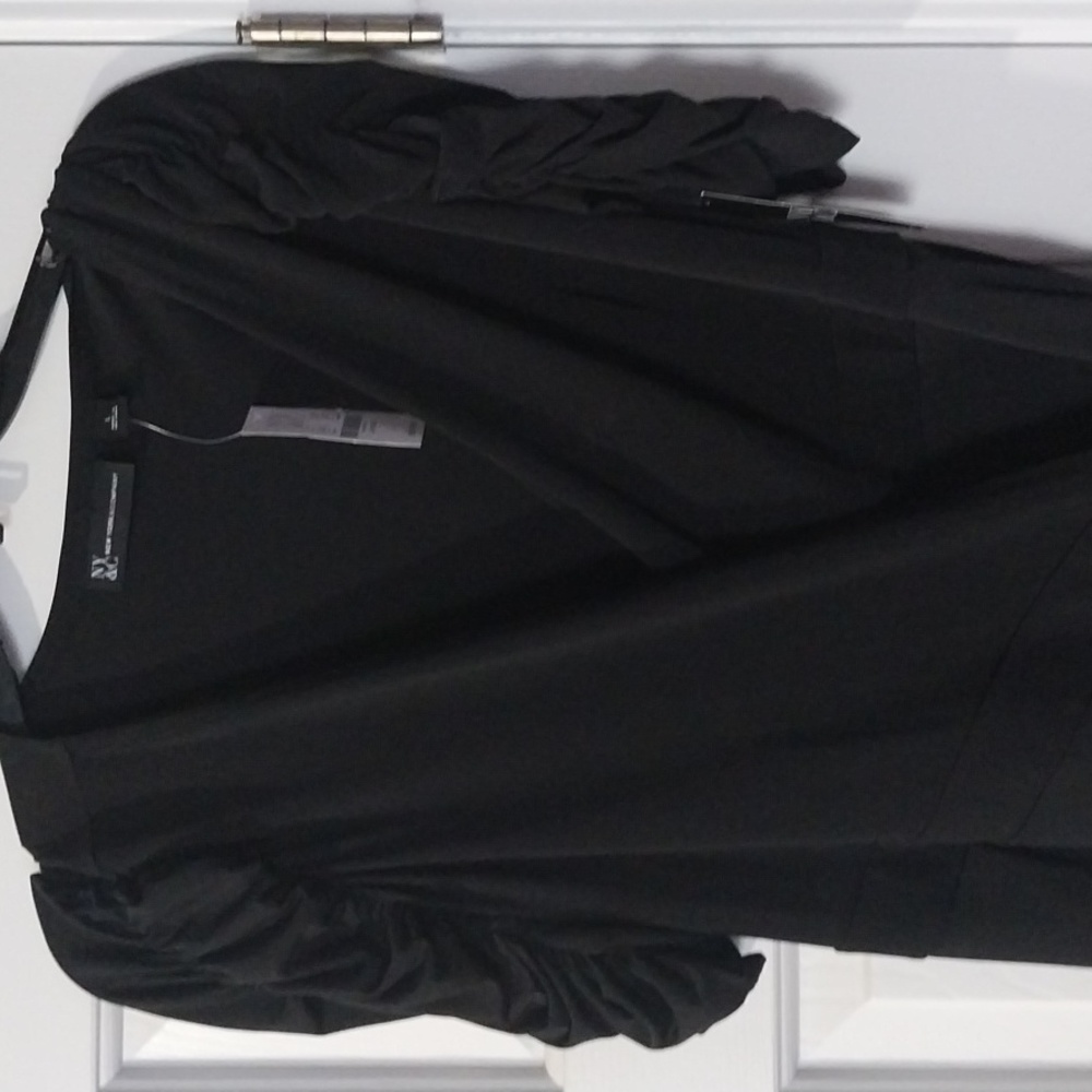 Little black dress-Wrap dress ruched shoulders - Picture 2 of 6